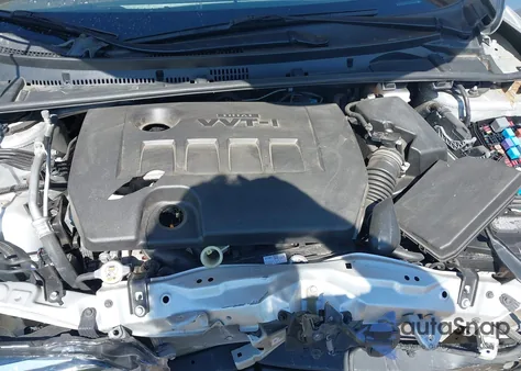 2018 Toyota Corolla Le z USA, uszkodzony, nr VIN 5YFBURHE1JP808642